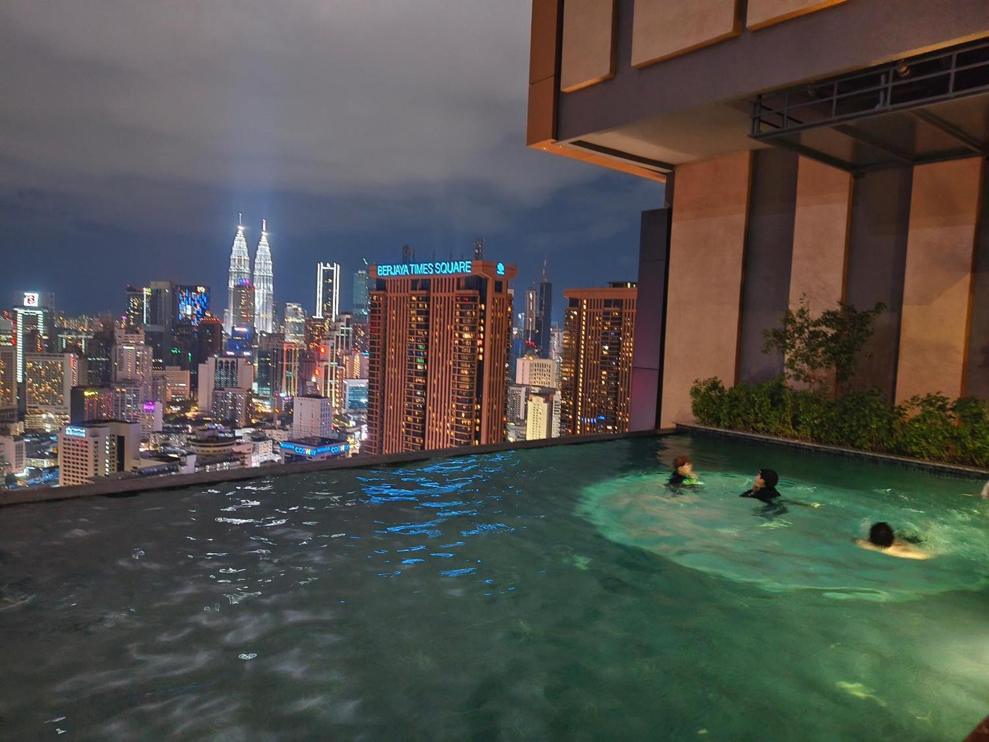 Lucentia Suites Klcc By City View Kuala Lumpur Exterior photo